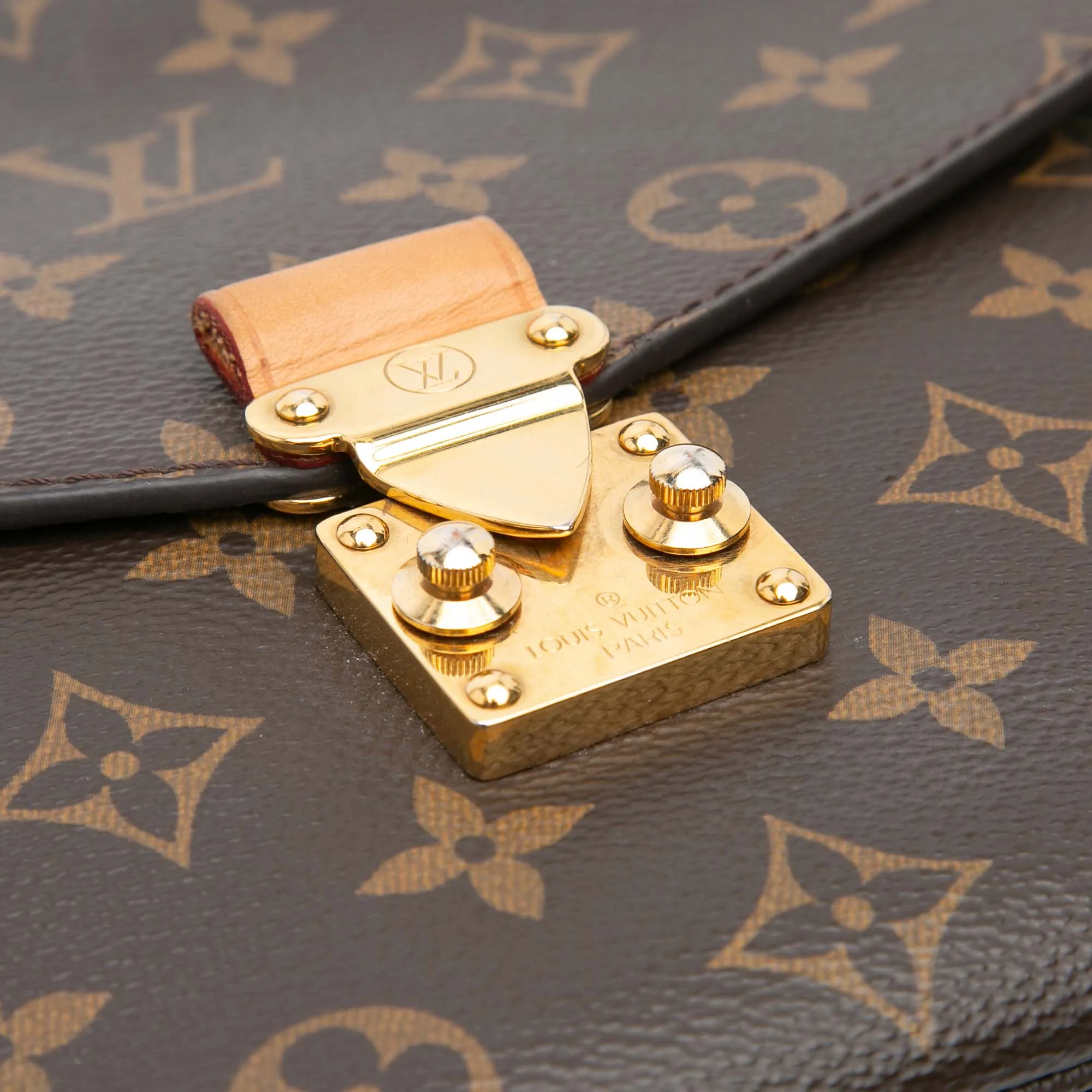 Monogram Pochette Metis