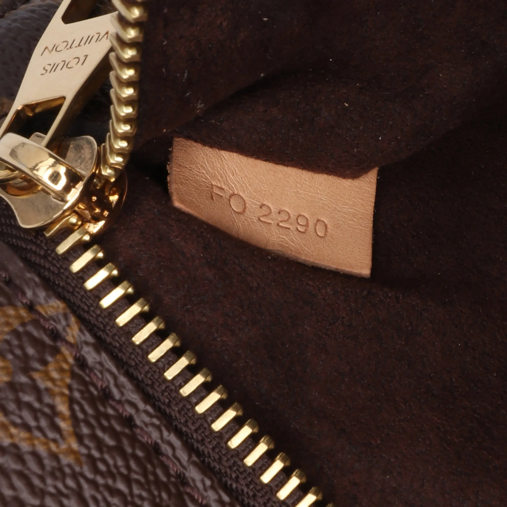 Monogram Pochette Metis