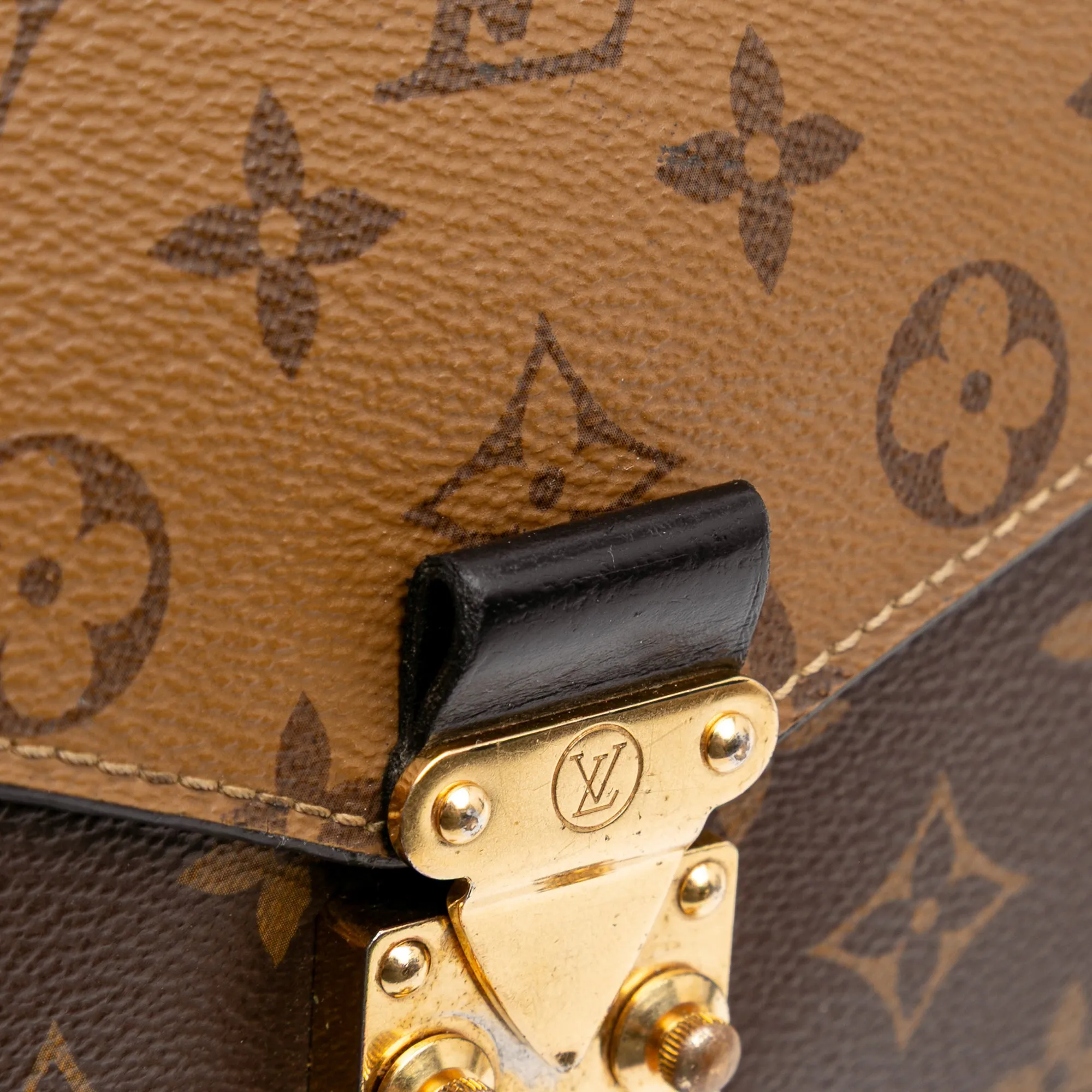 Monogram Reverse Pochette Metis