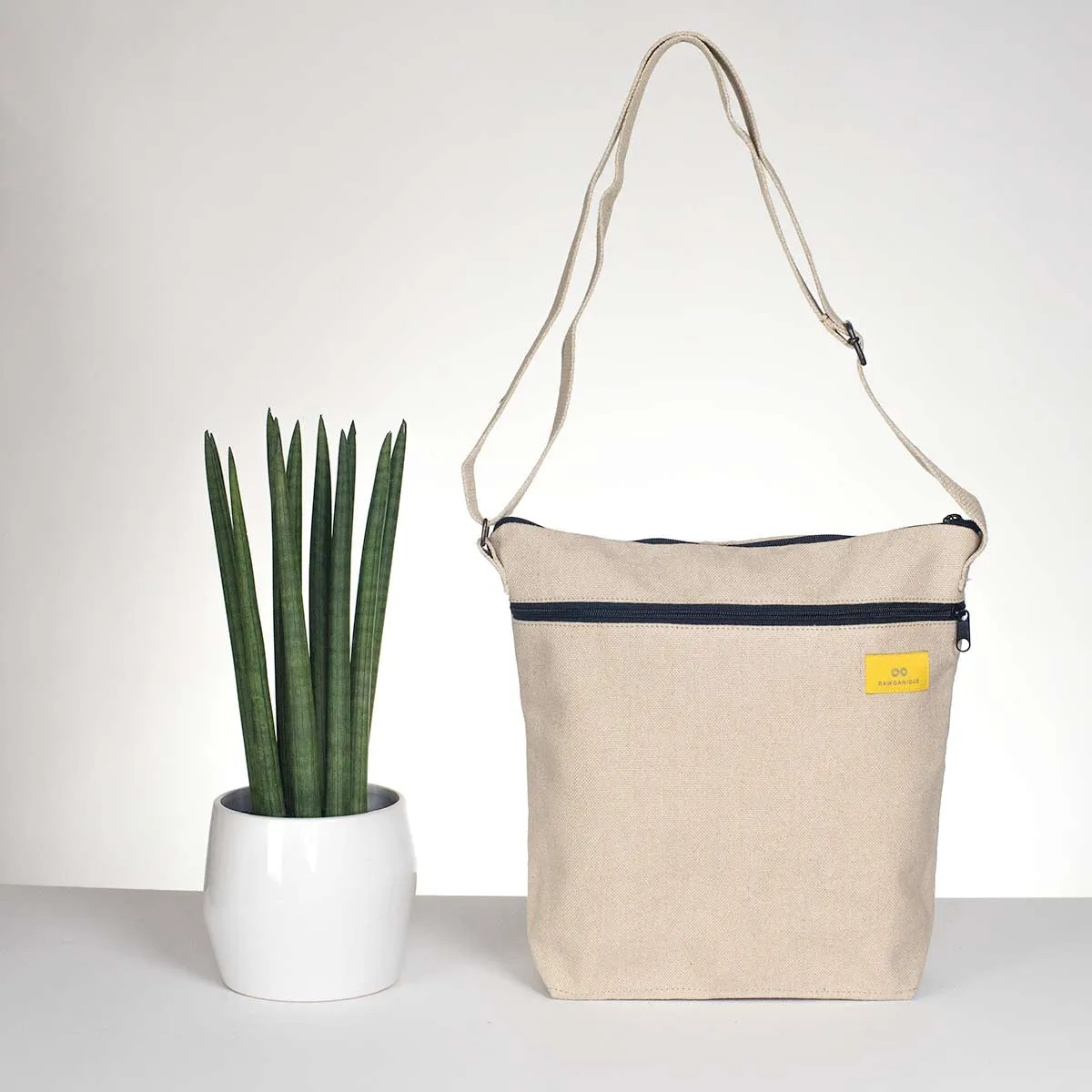 OAKLAND Hemp Canvas Laptop Satchel (Plastic-free)