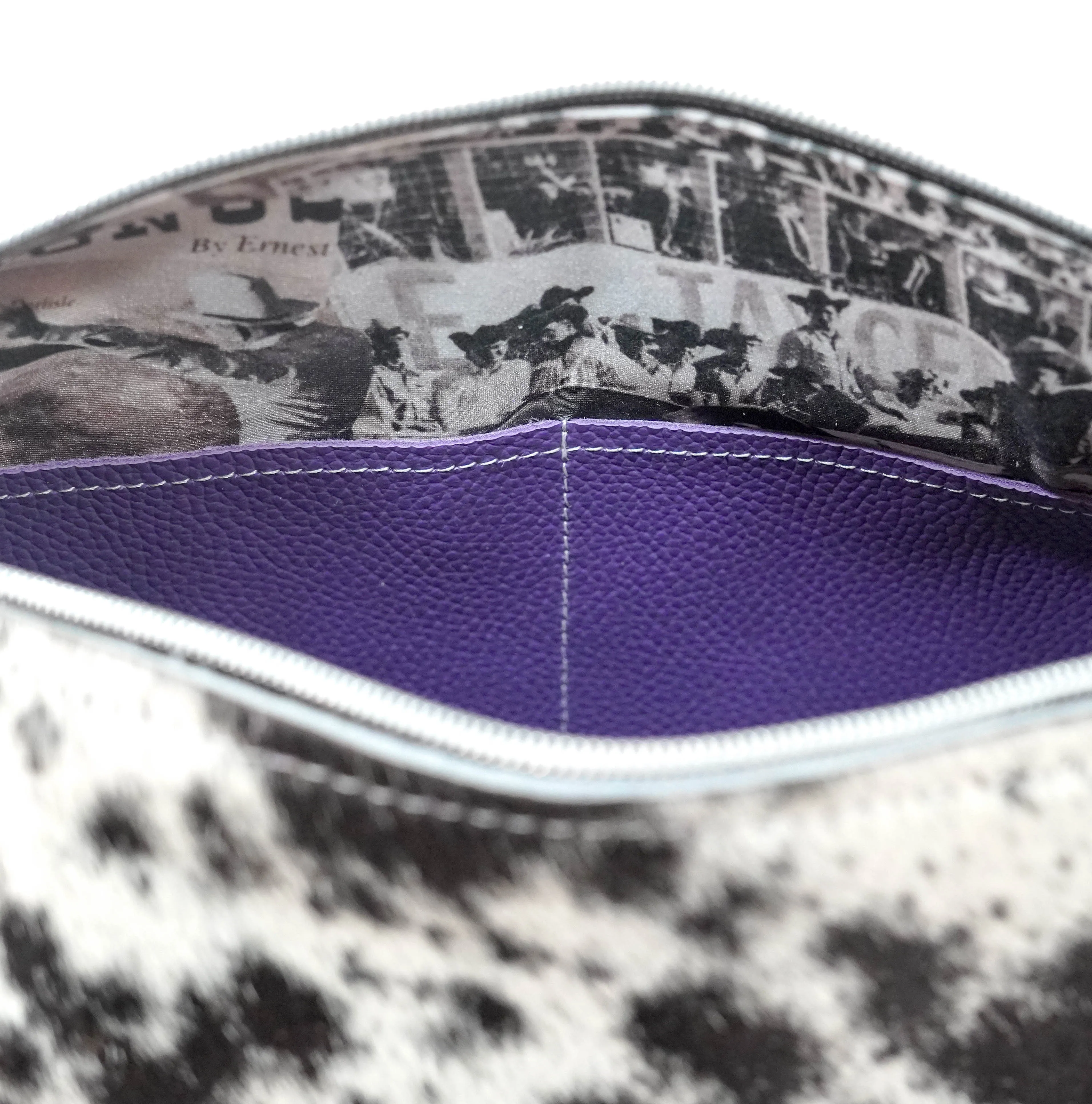 Oakley - Black & White w/ Rio Aztec