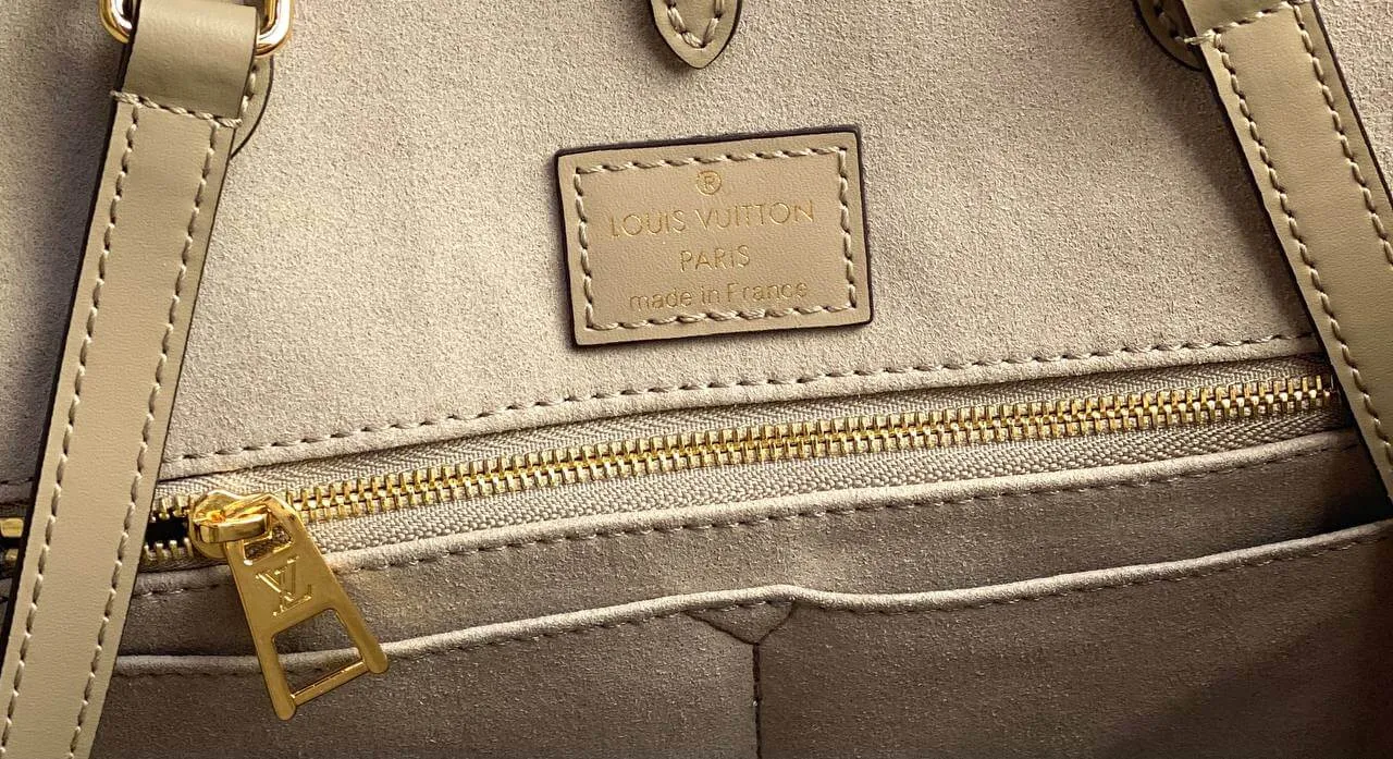 ONTHEGO MM Beige/Cream