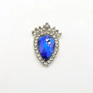 Queen - Nail Charms 10pc - #236 Gold Blue-Shaped Strawberries with Crystals