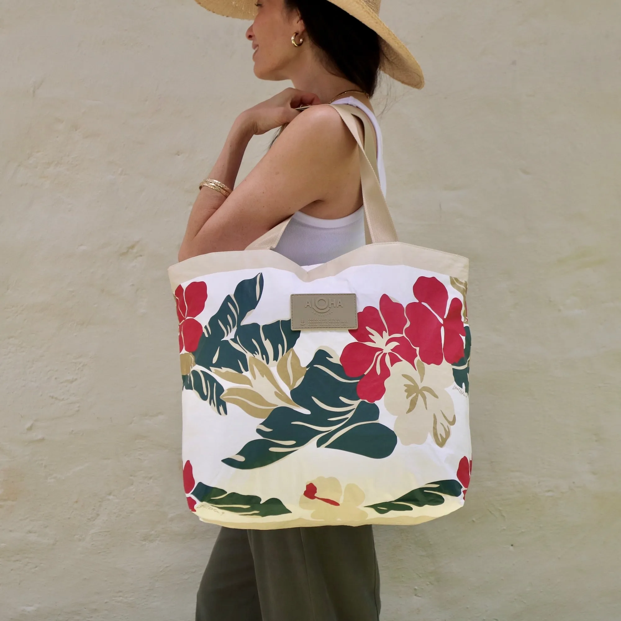 "ALOHA GARLAND"  DAYTRIPPER TOTE | LOCAL MOTION x ALOHA COLLECTION