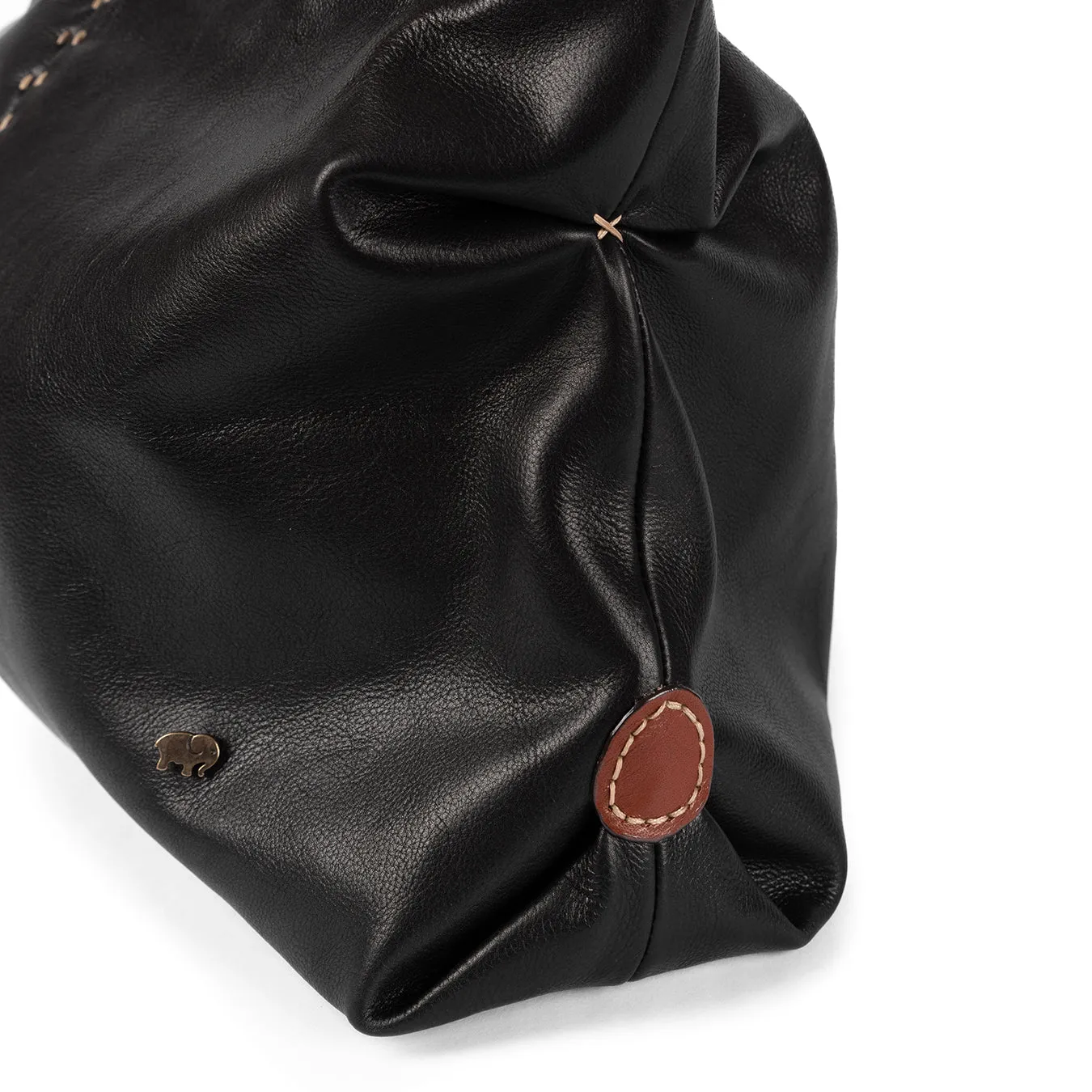 Refiloe : Ladies Leather Shopper & Crossbody Handbag in Black Delta