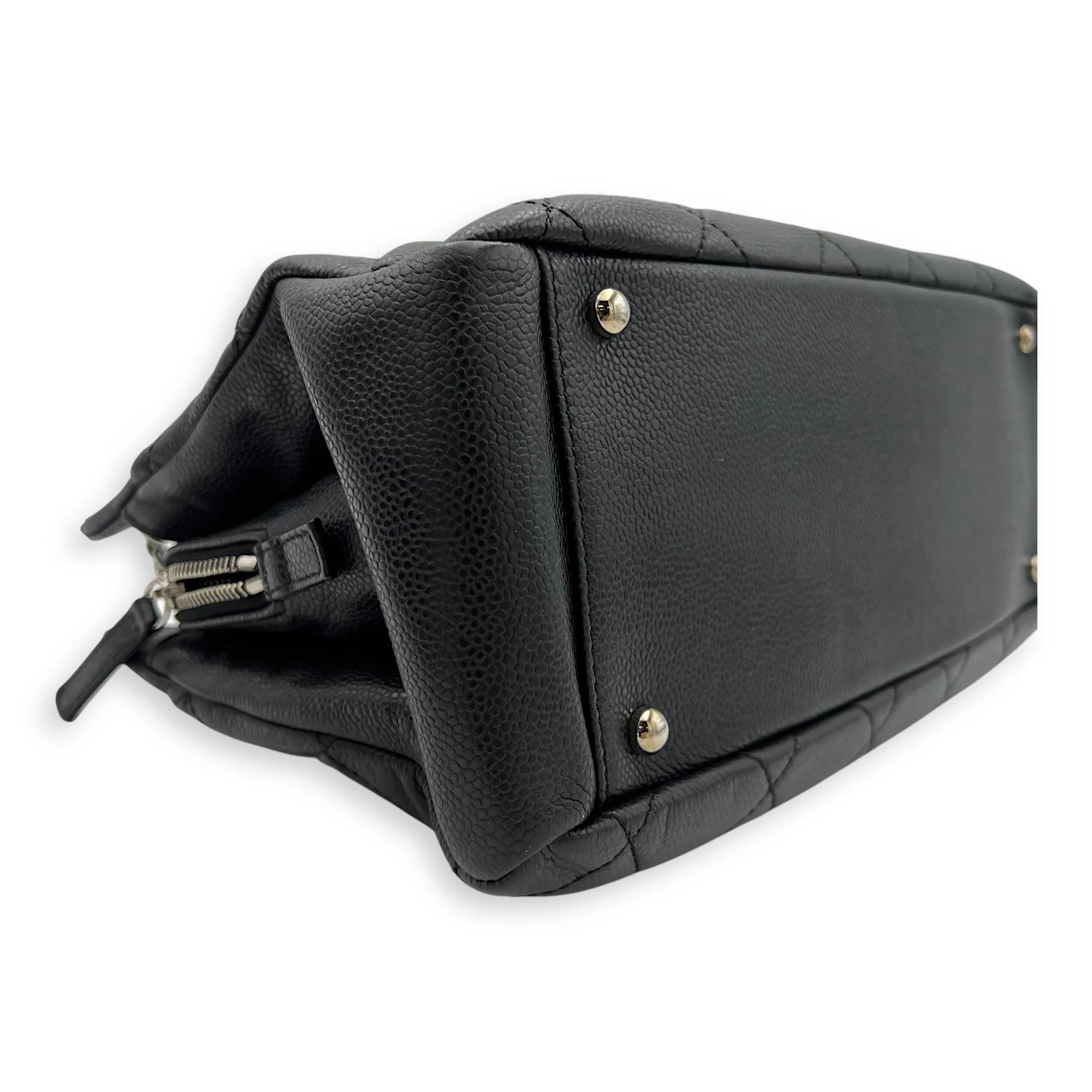 Timeless CC Black Tote Bag in Caviar Leather, Gold hardware