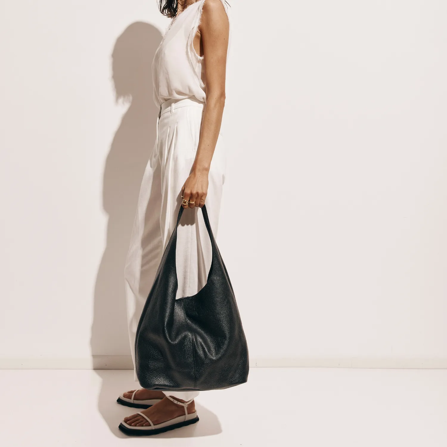 Vestirsi - Scarlett Leather Hobo Black