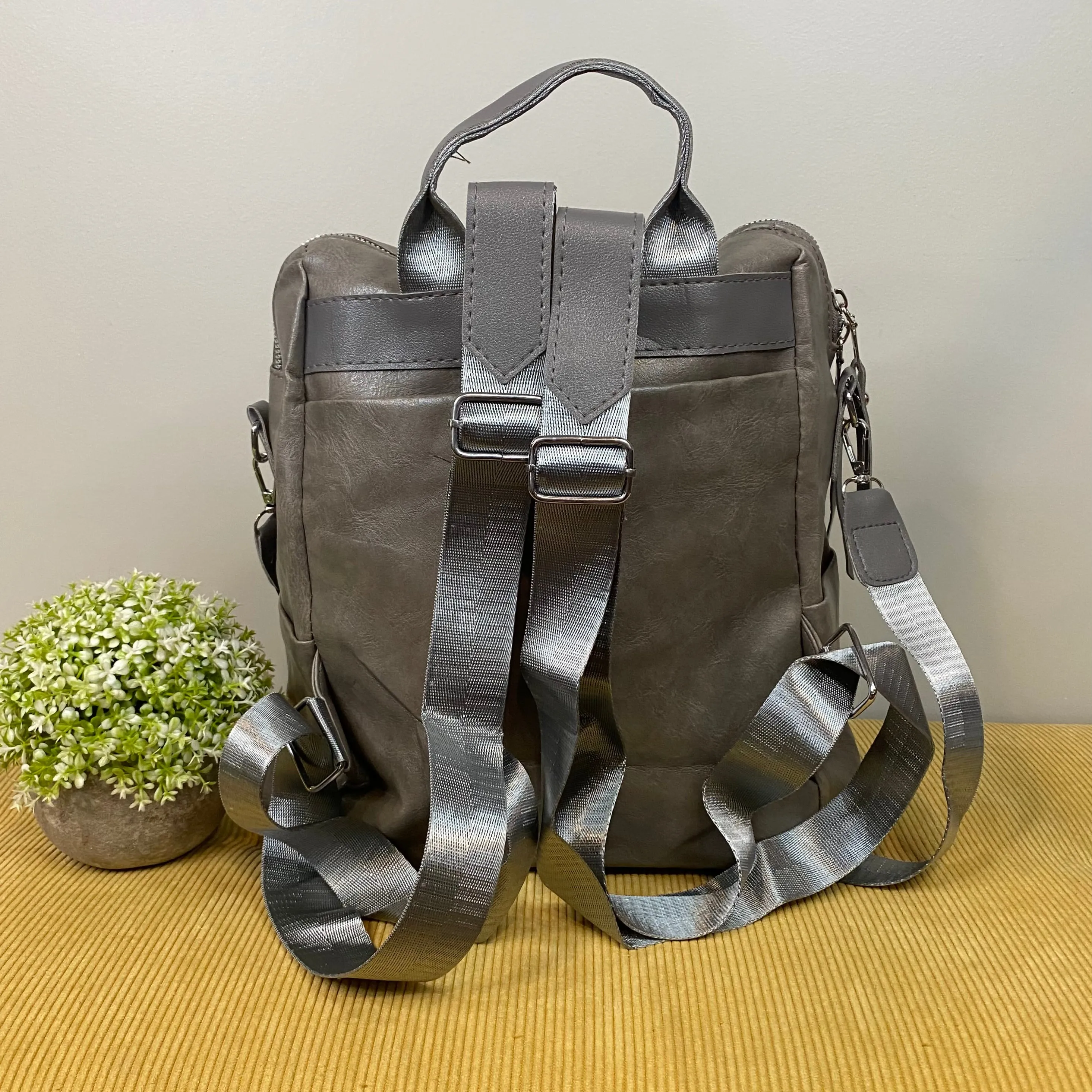 Victoria Backpack