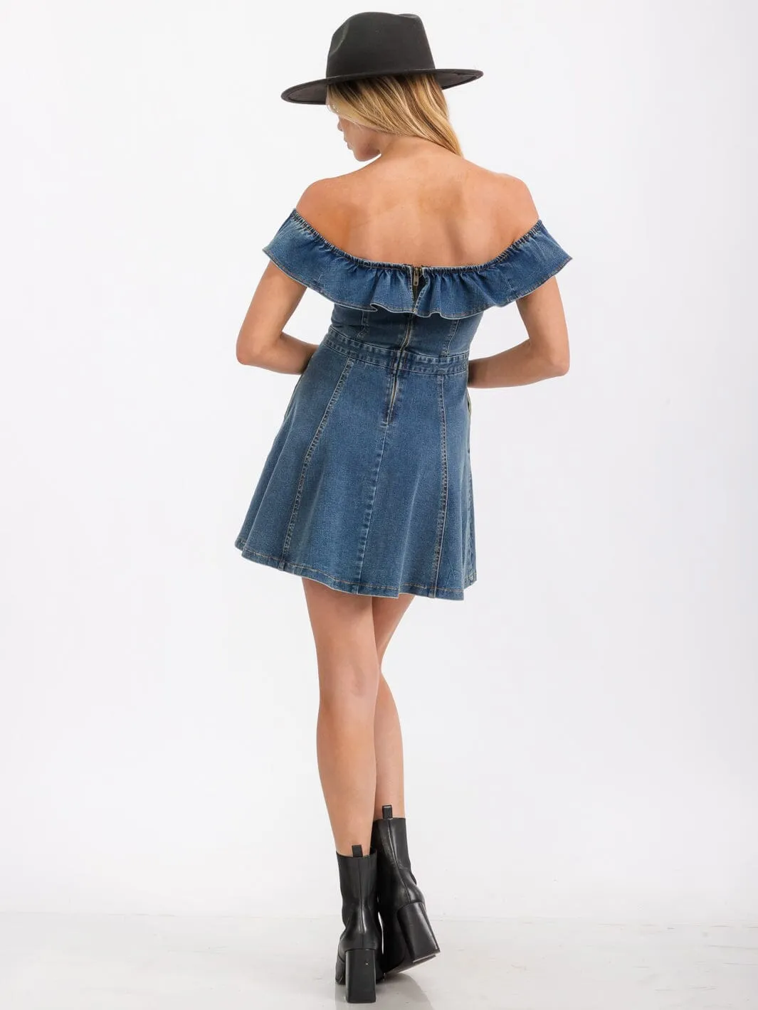WOMEN'S SLEEVELESS OFF SHOULDER RUFFLE POCKETS DENIM MINI DRESS