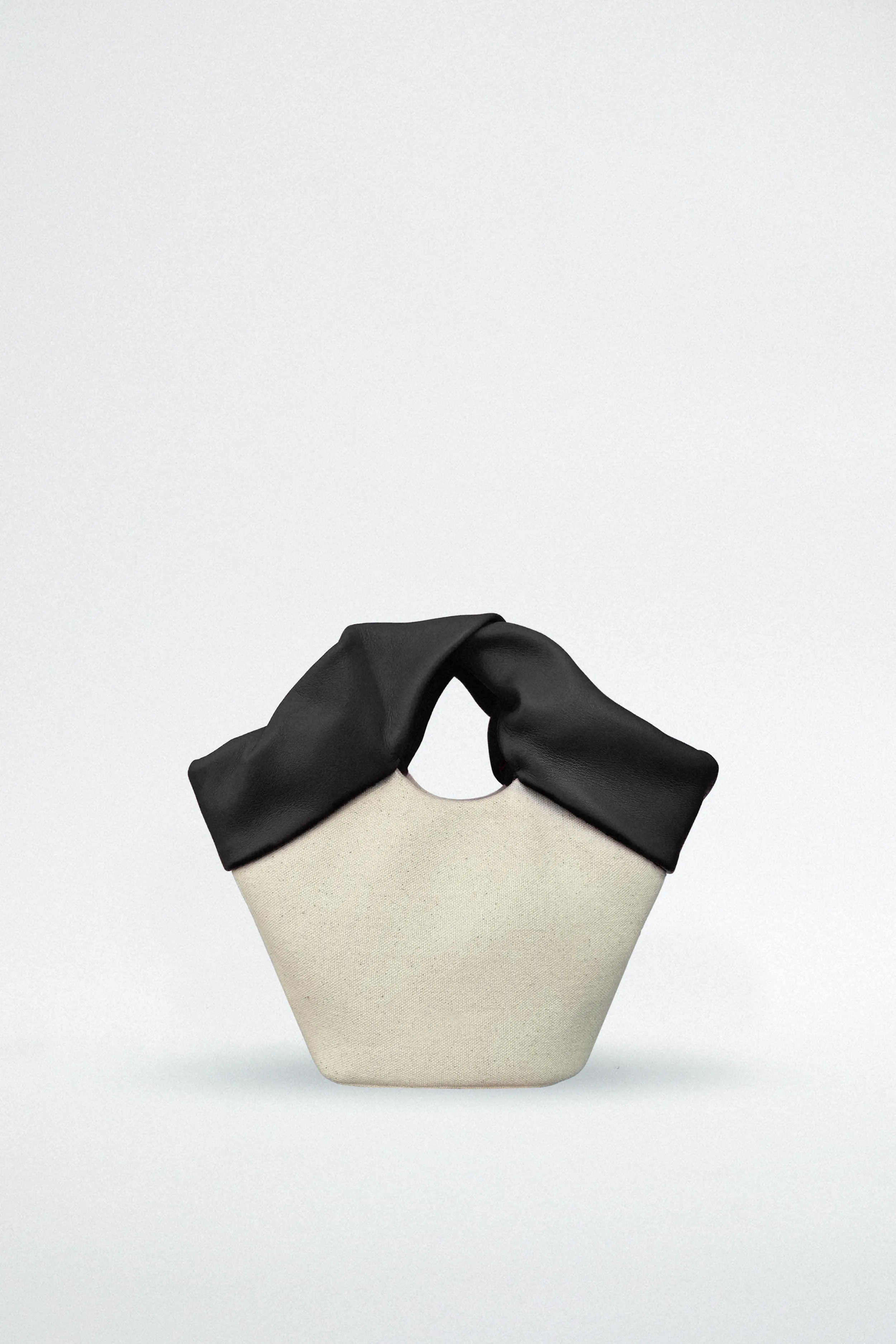 YATE CANVAS TOTE SMALL BLACK